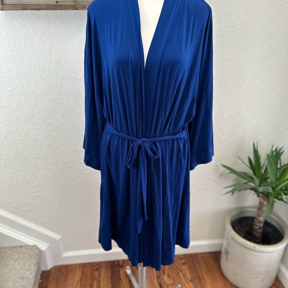 Soma blue stretch knit lace back short robe ladies size M/L